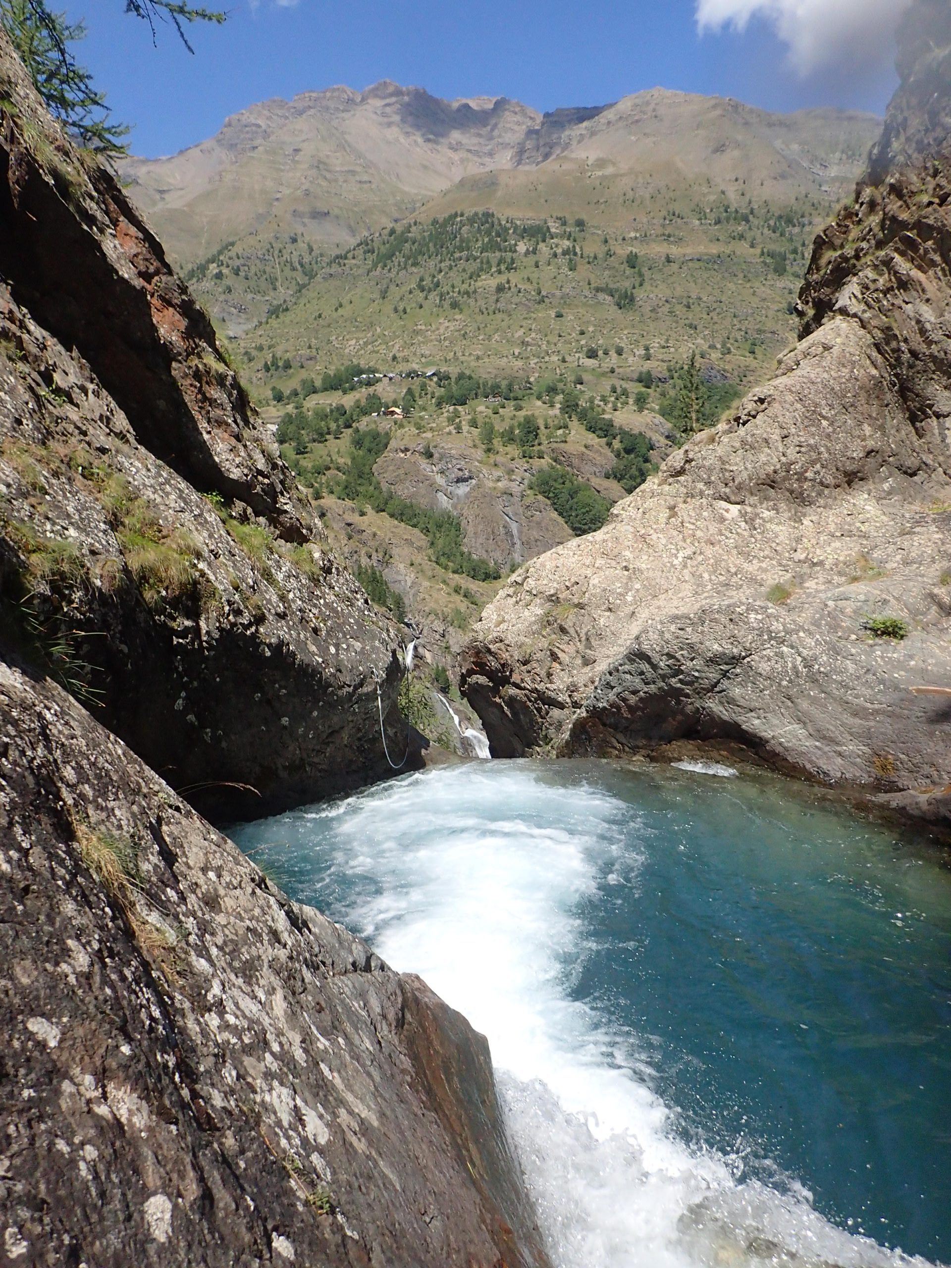Gorges et rivière Alpes